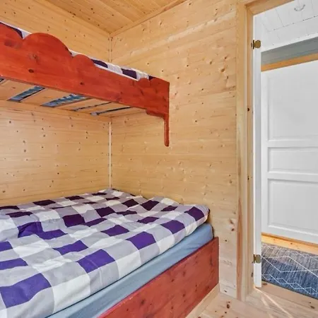 Hébergement de vacances Hytte I Grunnforfjorden - Roen