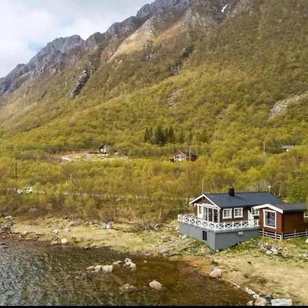 Hébergement de vacances Hytte I Grunnforfjorden - Roen