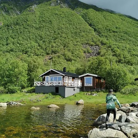 Hytte I Grunnforfjorden - Roen * Grunnforfjord